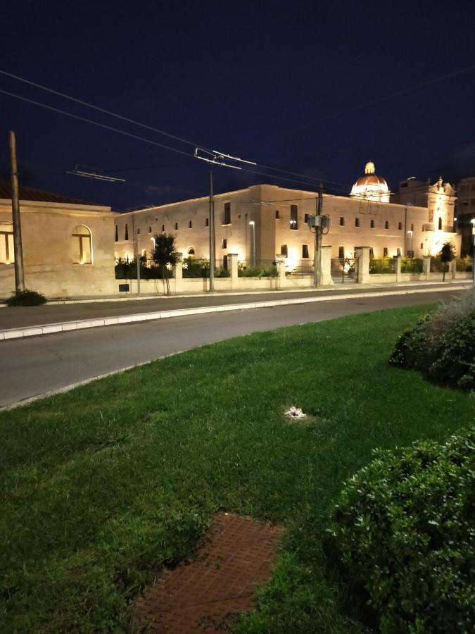 Bed and Breakfast Porta Deuropa Lecce Exterior foto