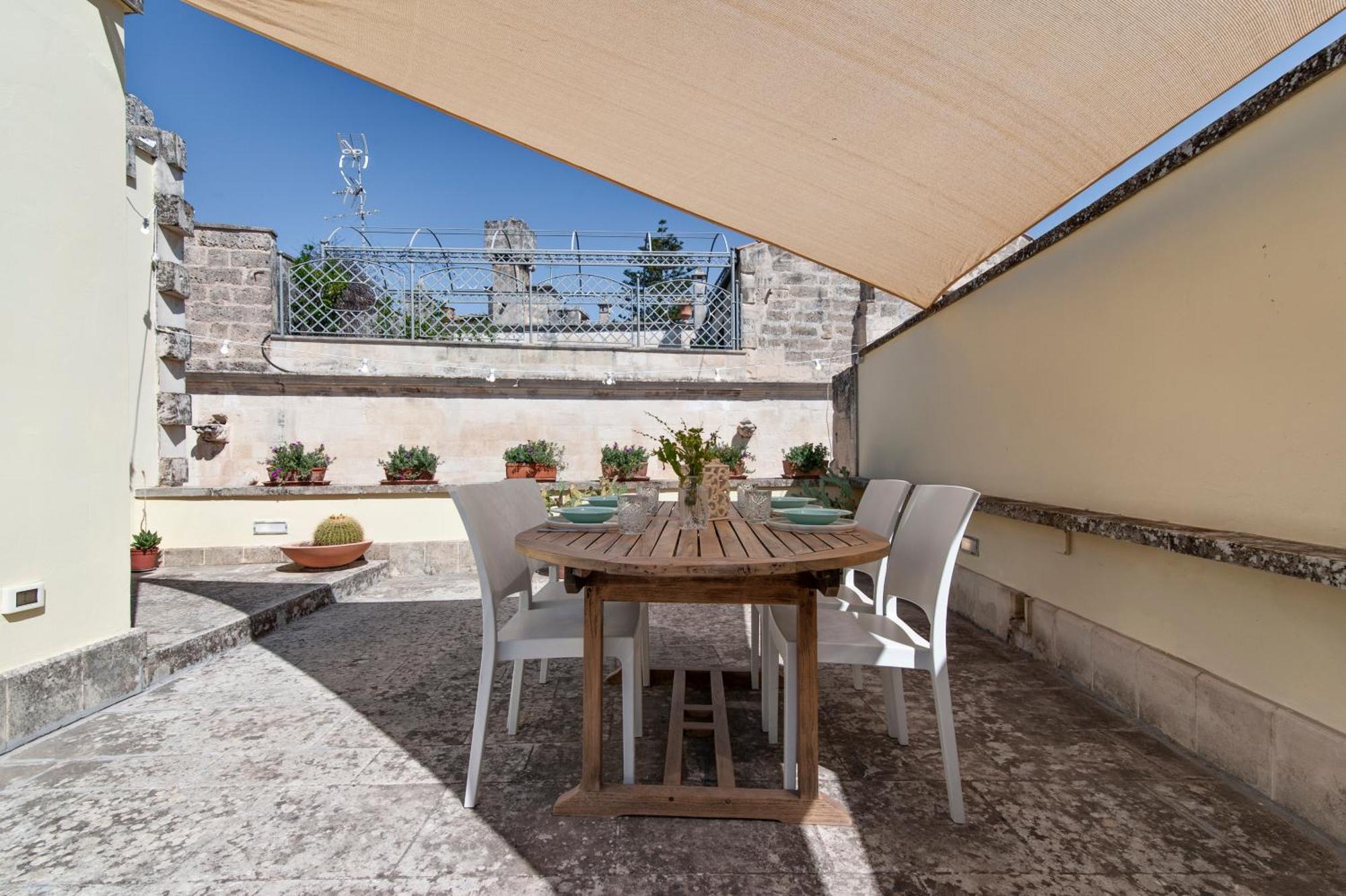 Bed and Breakfast Porta Deuropa Lecce Exterior foto